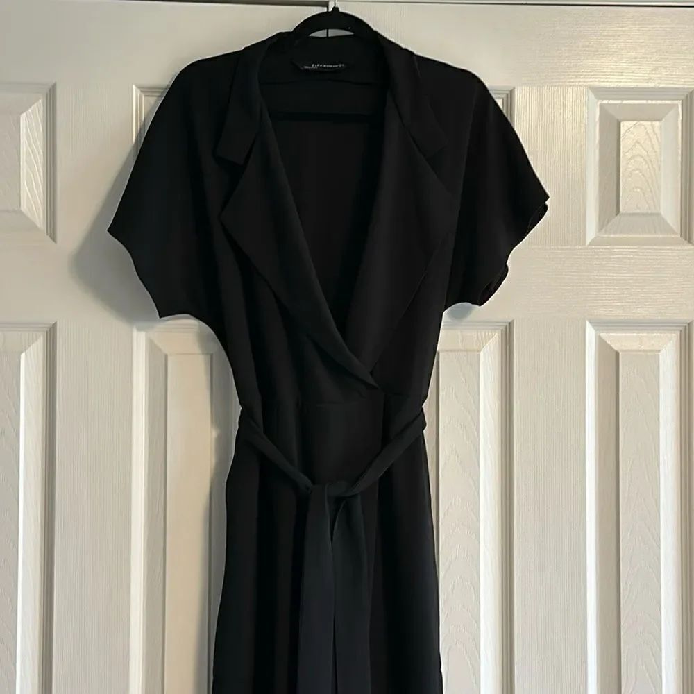 Zara Woman Black Short-sleeve Pants Romper, Size M